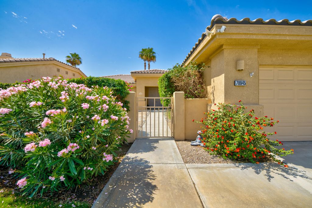 Photo of 78945 Via Florence, La Quinta, CA 92253 (MLS # 219131040)