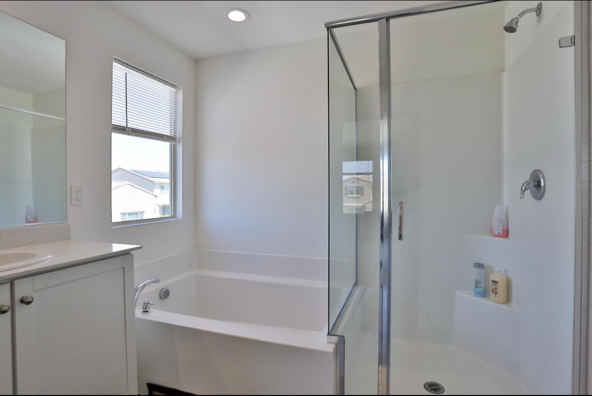 Coachella, California 92236, United States, 5 Bedrooms Bedrooms, ,3 BathroomsBathrooms,Residential,Active,5934