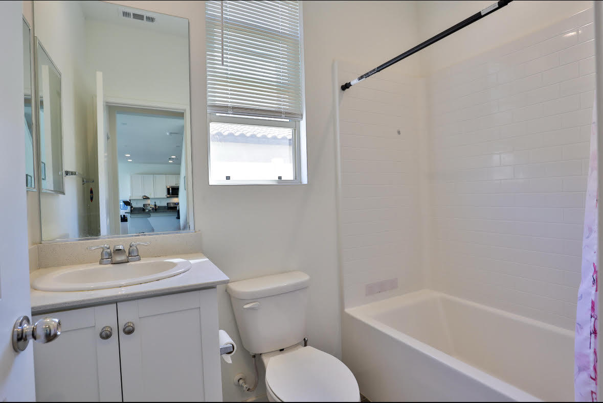 Coachella, California 92236, United States, 5 Bedrooms Bedrooms, ,3 BathroomsBathrooms,Residential,Active,5934