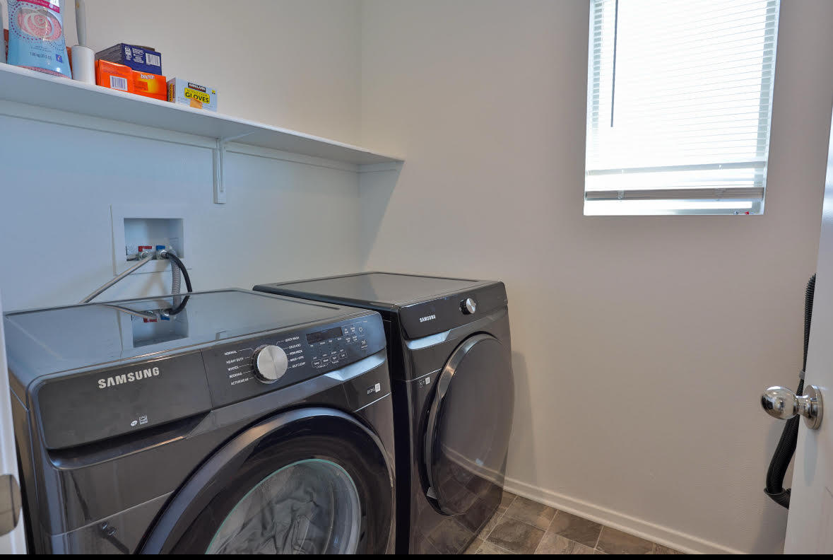 Coachella, California 92236, United States, 5 Bedrooms Bedrooms, ,3 BathroomsBathrooms,Residential,Active,5934