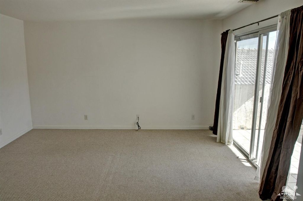 listing image 10991272492532273331