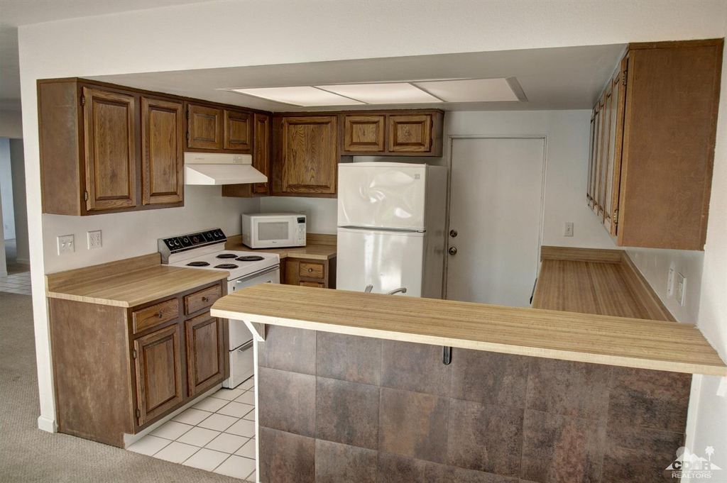 listing image 10993855170627787655