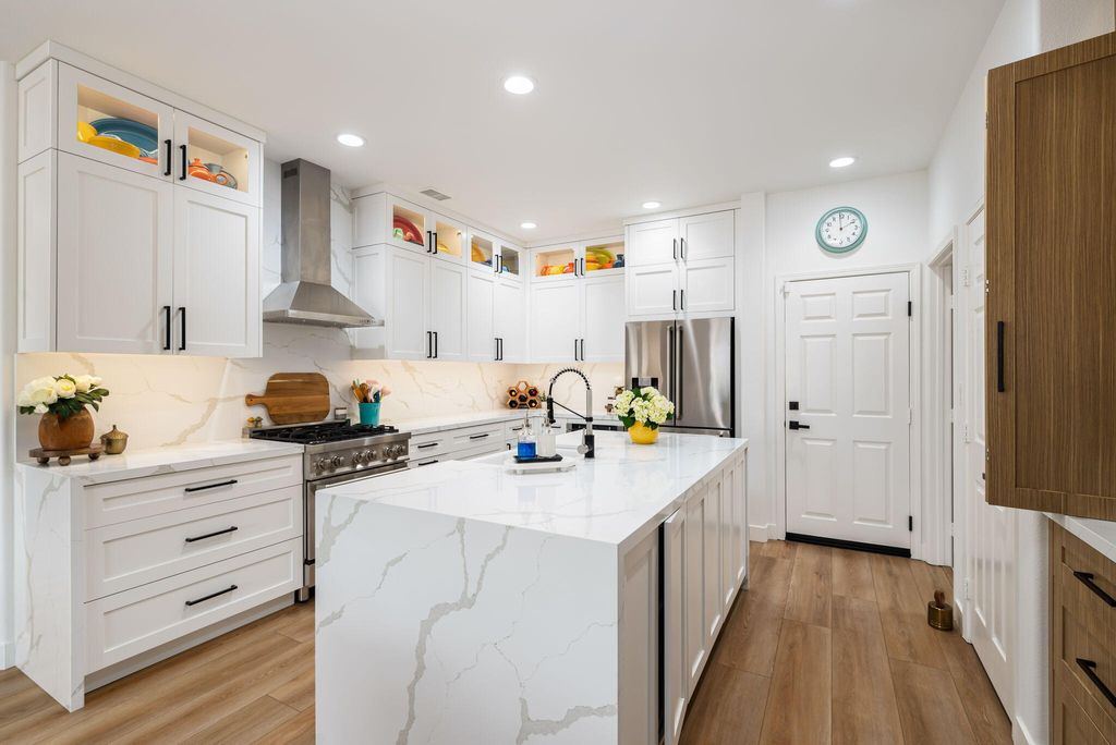 Photo of 81810 La Paz Court, La Quinta, CA 92253 (MLS # 219136890)