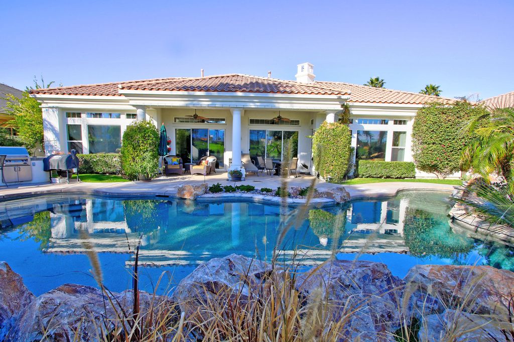 Photo of 80145 VÃ­A Valerosa, La Quinta, CA 92253 (MLS # 219143421)