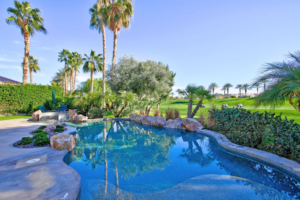 Photo of 80145 VÃ­A Valerosa, La Quinta, CA 92253 (MLS # 219143421)