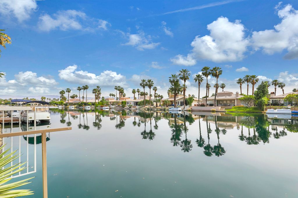 Photo of 47760 Via Montana, La Quinta, CA 92253 (MLS # 219146630)