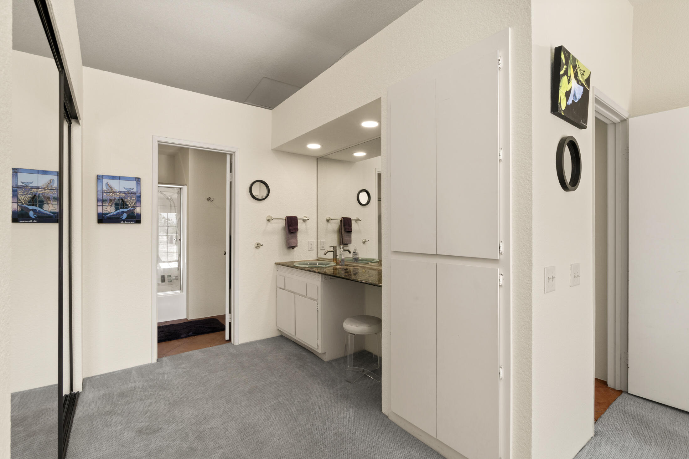 Palm Springs, California 92264, United States, 2 Bedrooms Bedrooms, ,2 BathroomsBathrooms,Residential,Pending,241335