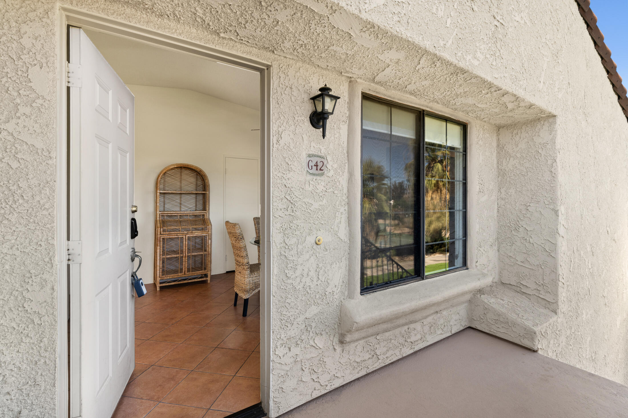 Palm Springs, California 92264, United States, 2 Bedrooms Bedrooms, ,2 BathroomsBathrooms,Residential,Pending,241335