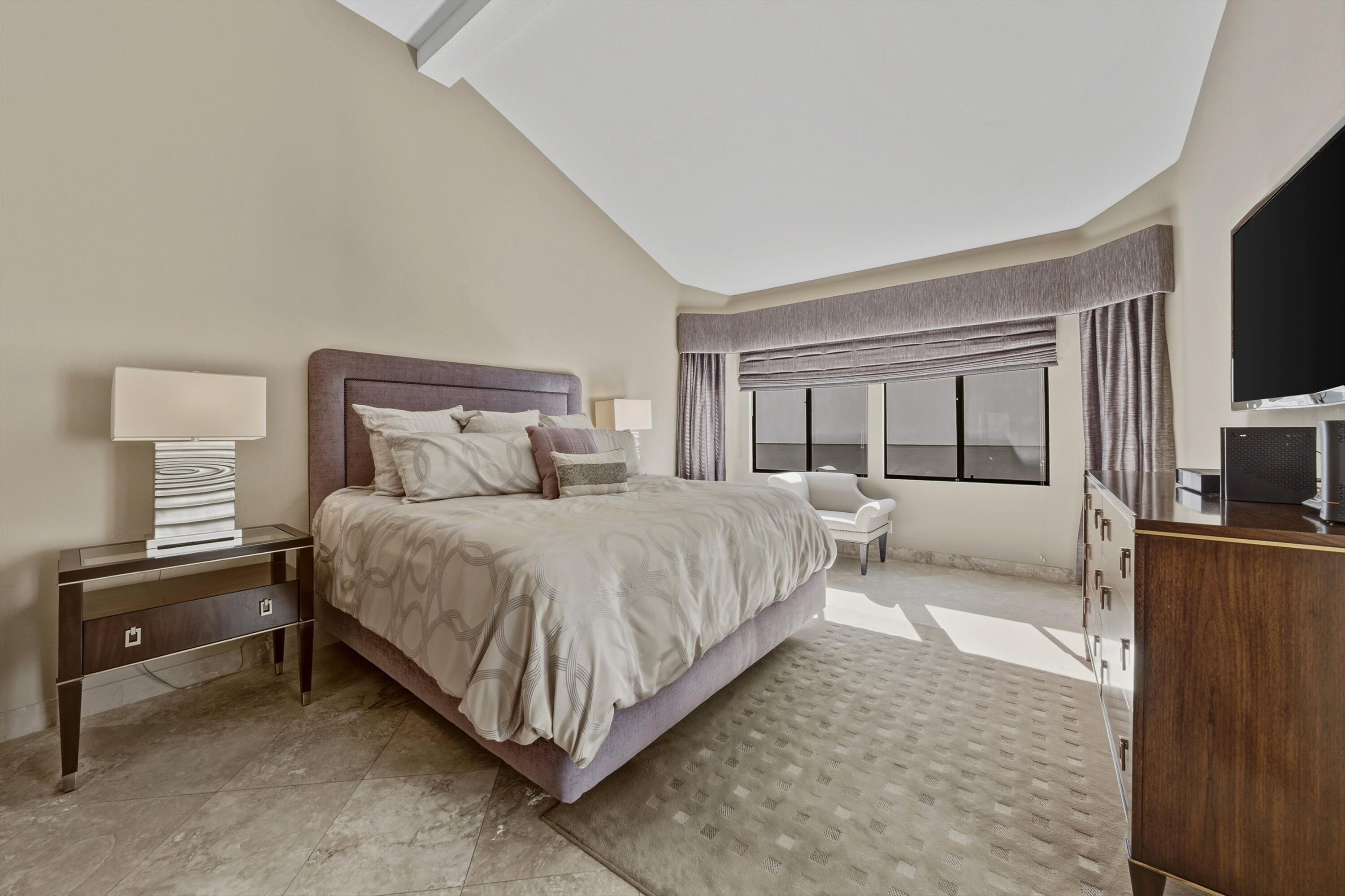 La Quinta, California 92253, United States, 3 Bedrooms Bedrooms, ,3 BathroomsBathrooms,Residential,Active,236245