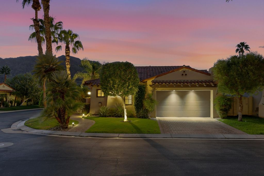 Photo of 50195 Granada Court, La Quinta, CA 92253 (MLS # 219137369)
