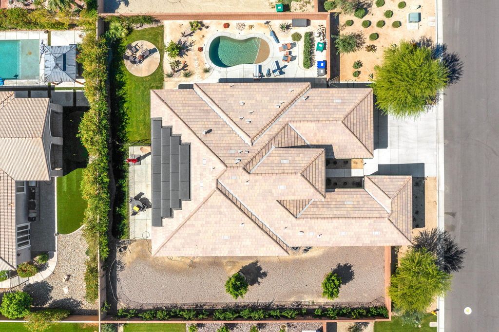 Photo of 81855 Vida Bella Drive, La Quinta, CA 92253 (MLS # 219144937)