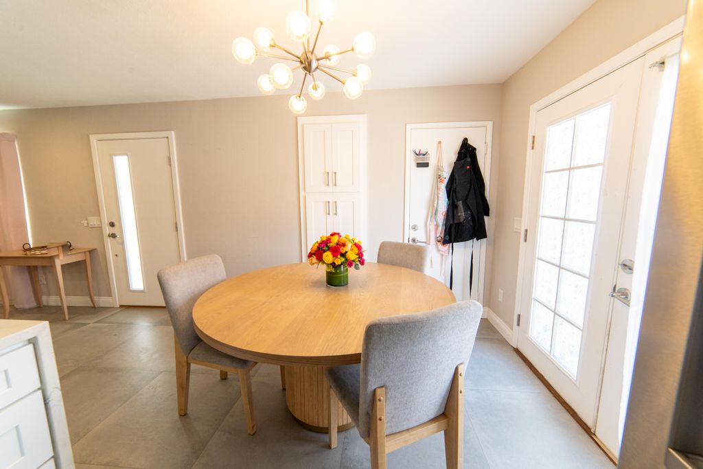 Photo of 52880 Avenida Navarro, La Quinta, CA 92253 (MLS # 219135999)