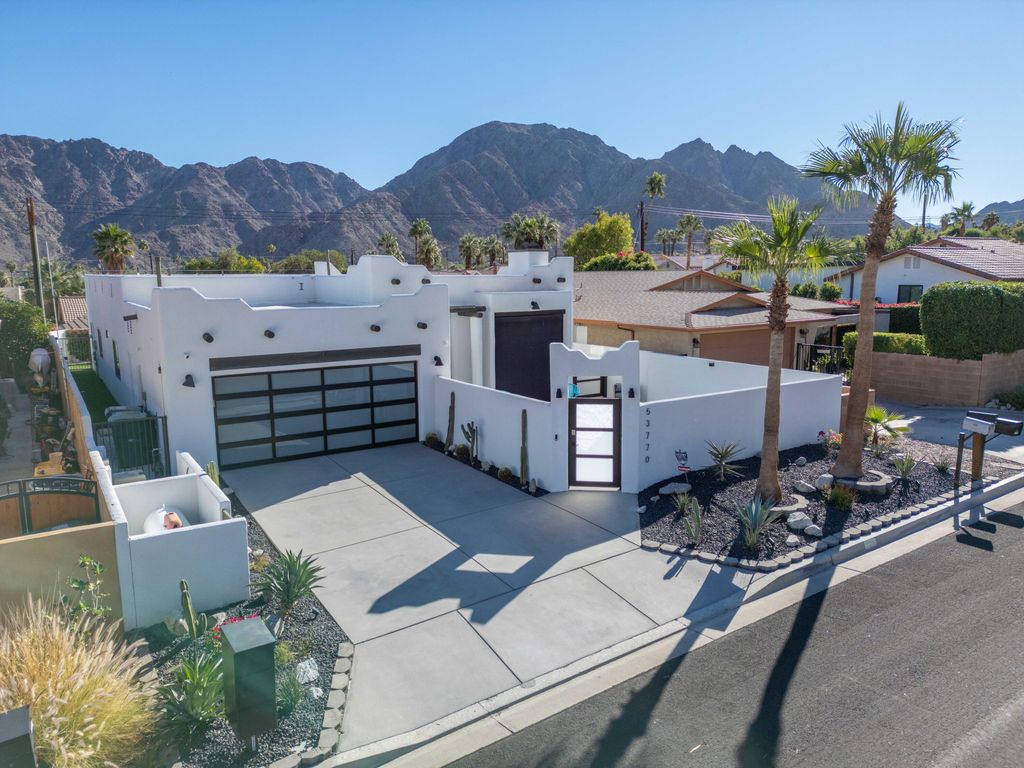 Photo of 53770 Avenida Rubio, La Quinta, CA 92253 (MLS # 219139244)