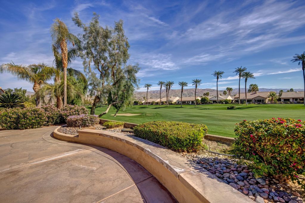 listing image 10996388941263815672
