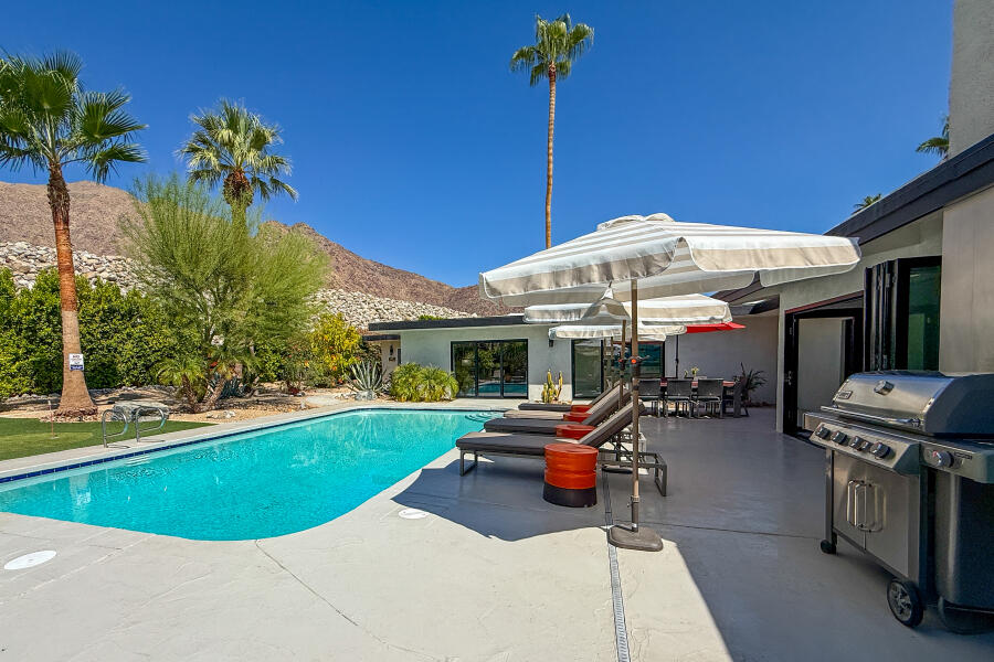 Palm Springs, California 92262, United States, 5 Bedrooms Bedrooms, ,3 BathroomsBathrooms,Residential,Active,187802