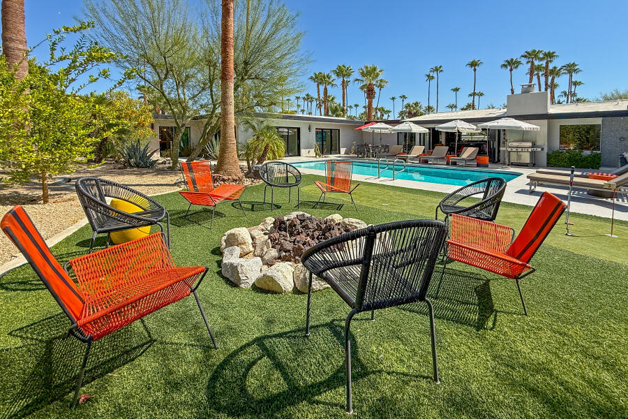 Palm Springs, California 92262, United States, 5 Bedrooms Bedrooms, ,3 BathroomsBathrooms,Residential,Active,187802