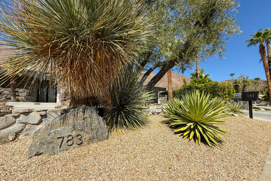 Palm Springs, California 92262, United States, 5 Bedrooms Bedrooms, ,3 BathroomsBathrooms,Residential,Active,187802