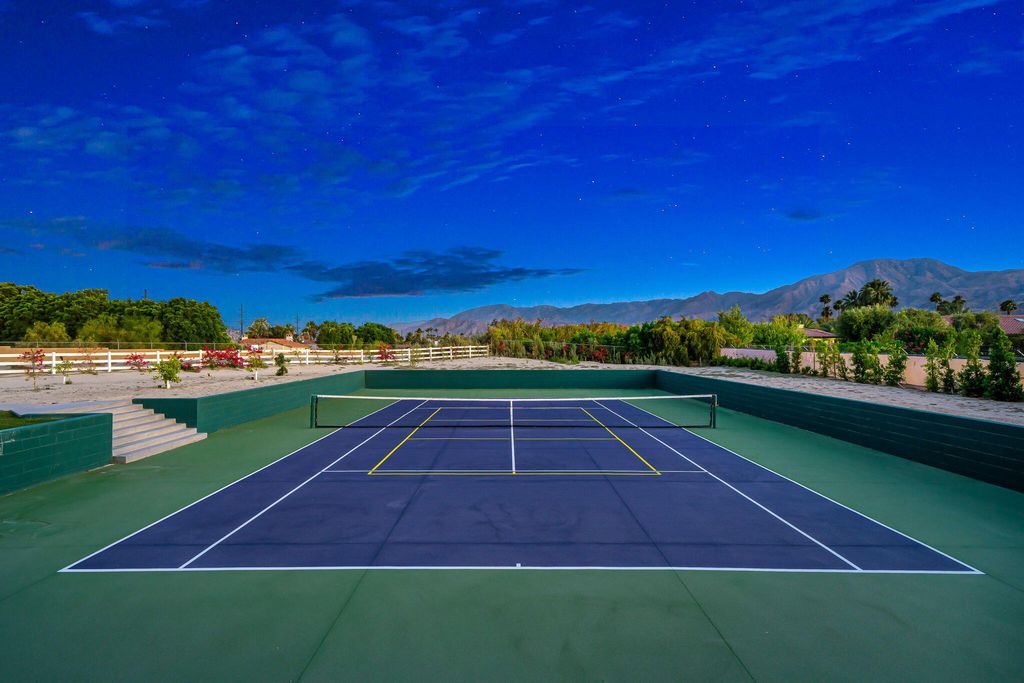 Photo of 80980 Vista Galope, La Quinta, CA 92253 (MLS # 219134942)