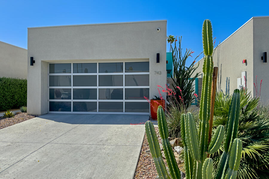 Palm Springs, California 92264, United States, 3 Bedrooms Bedrooms, ,2 BathroomsBathrooms,Residential,Active,117318