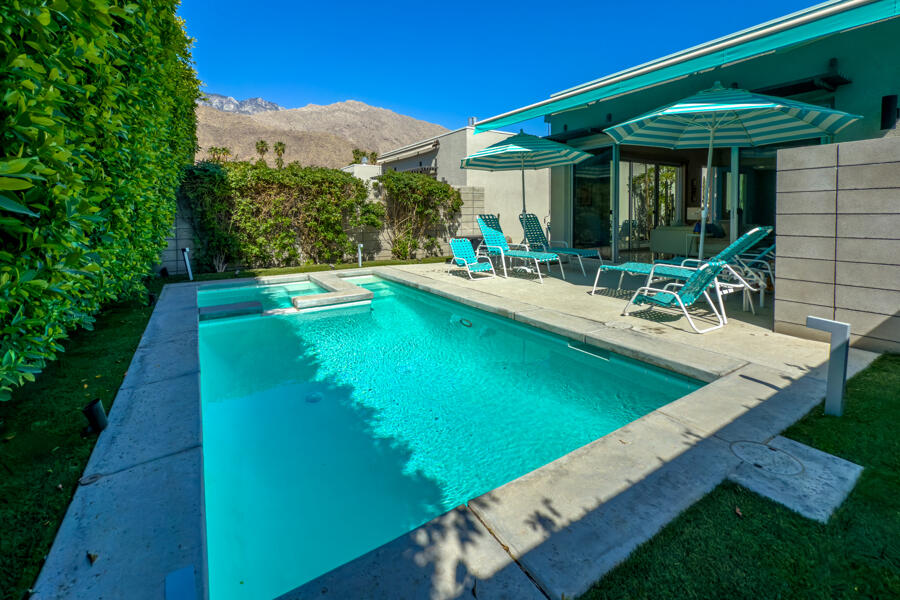 Palm Springs, California 92264, United States, 3 Bedrooms Bedrooms, ,2 BathroomsBathrooms,Residential,Active,117318