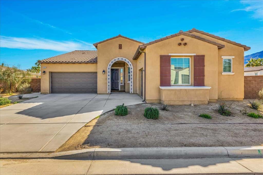 Photo of 81835 Vida Bella Drive, La Quinta, CA 92253 (MLS # 219151004)