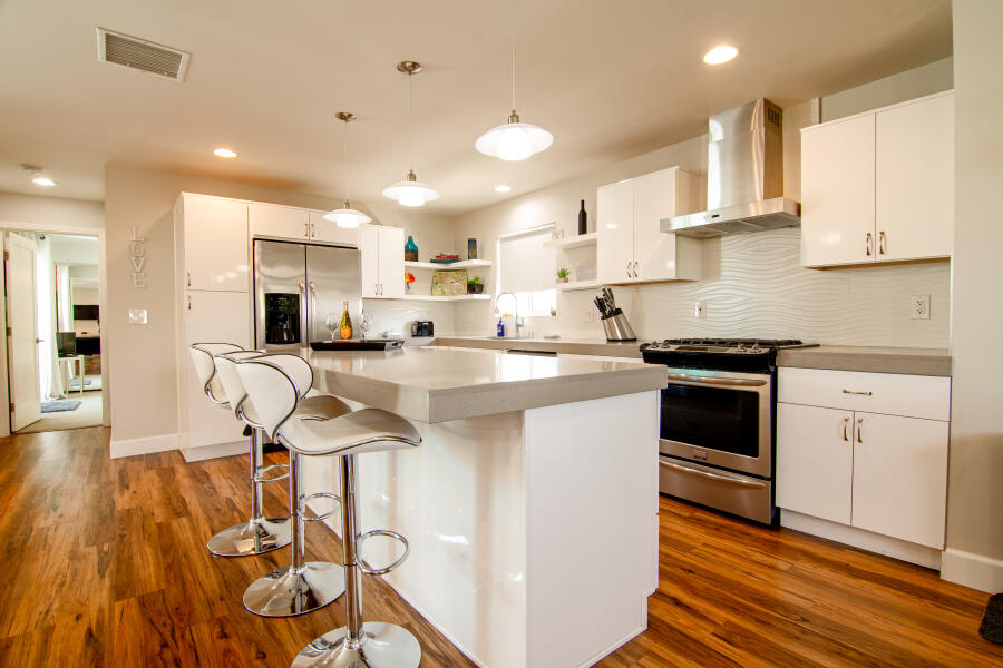 Palm Springs, California 92264, United States, 3 Bedrooms Bedrooms, ,2 BathroomsBathrooms,Residential,Active,146582