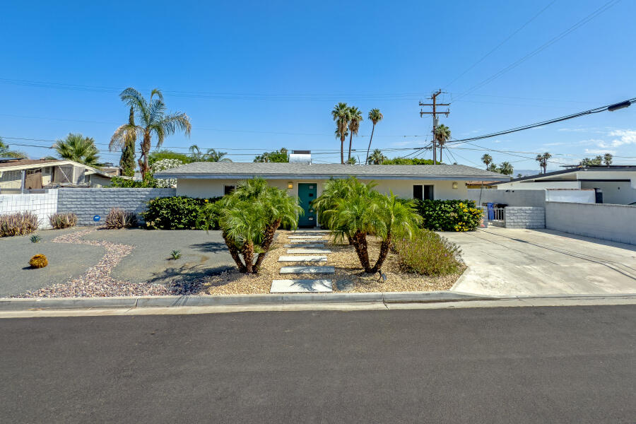 Palm Springs, California 92264, United States, 3 Bedrooms Bedrooms, ,2 BathroomsBathrooms,Residential,Active,146582