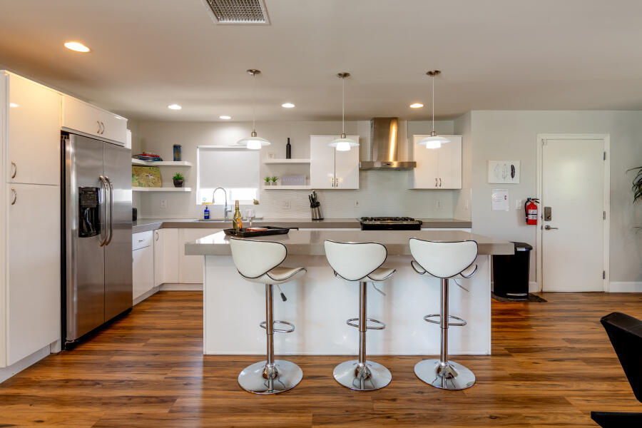 Palm Springs, California 92264, United States, 3 Bedrooms Bedrooms, ,2 BathroomsBathrooms,Residential,Active,146582