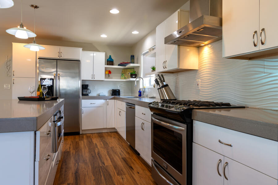 Palm Springs, California 92264, United States, 3 Bedrooms Bedrooms, ,2 BathroomsBathrooms,Residential,Active,146582