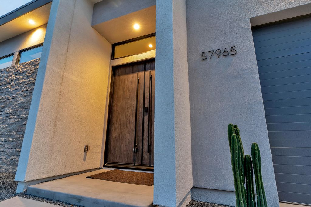 Photo of 57965 Santo Thomas, La Quinta, CA 92253 (MLS # 219142443)