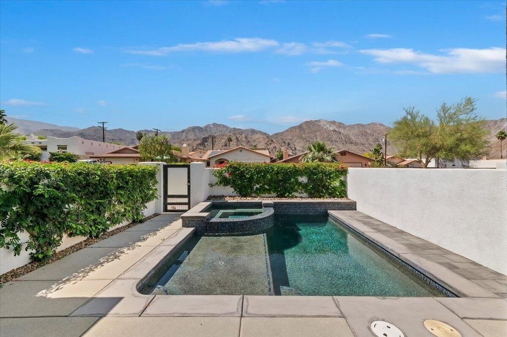 Photo of La Quinta, CA 92253 (MLS # 219145390)