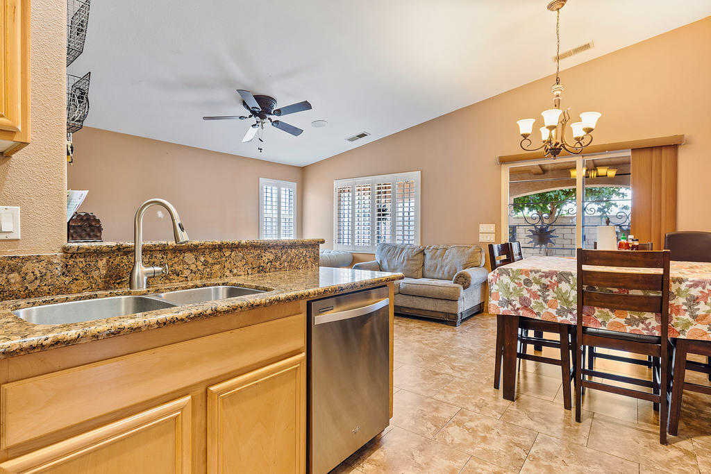 Coachella, California 92236, United States, 4 Bedrooms Bedrooms, ,2 BathroomsBathrooms,Residential,Pending,103155