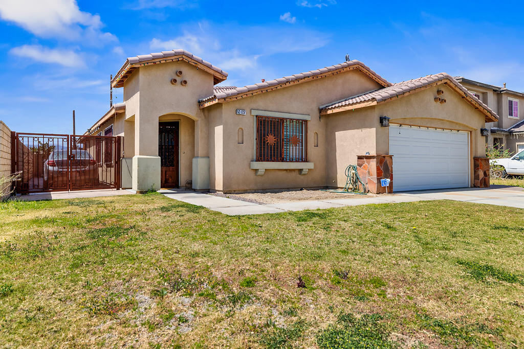 Coachella, California 92236, United States, 4 Bedrooms Bedrooms, ,2 BathroomsBathrooms,Residential,Pending,103155