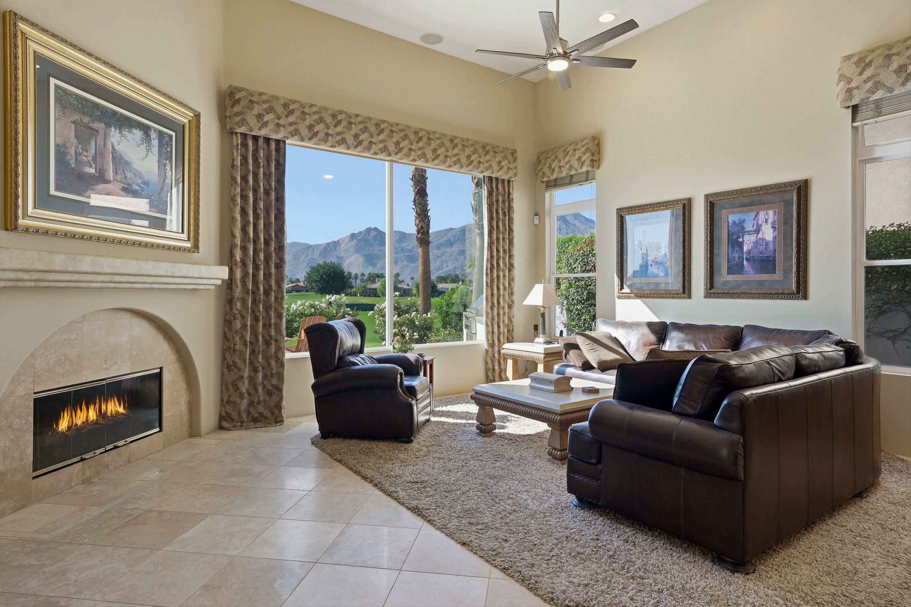 La Quinta, California 92253, United States, 4 Bedrooms Bedrooms, ,3 BathroomsBathrooms,Residential,Active,233241