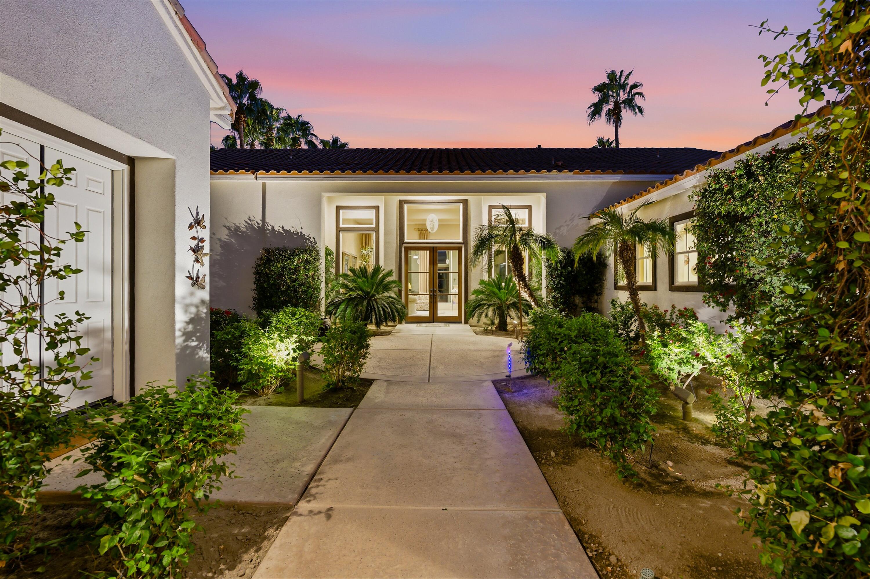 La Quinta, California 92253, United States, 4 Bedrooms Bedrooms, ,3 BathroomsBathrooms,Residential,Active,233241