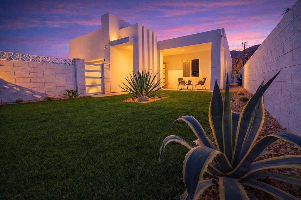 Photo of 53840 Avenida Carranza, La Quinta, CA 92253 (MLS # 219144678)