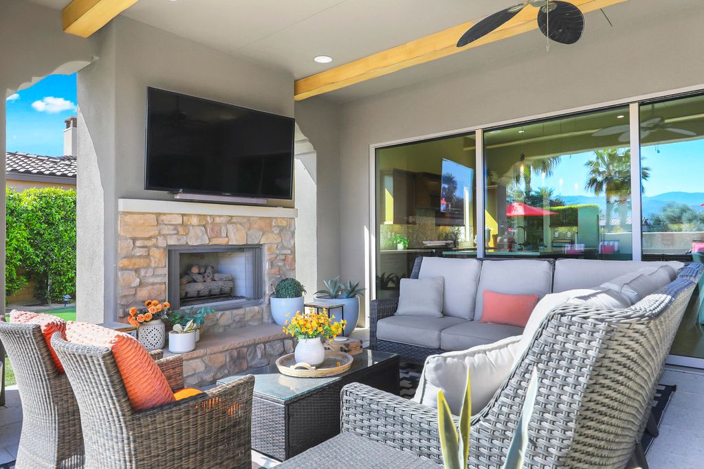 Photo of 55080 Autumn Valley, La Quinta, CA 92253 (MLS # 219147020)