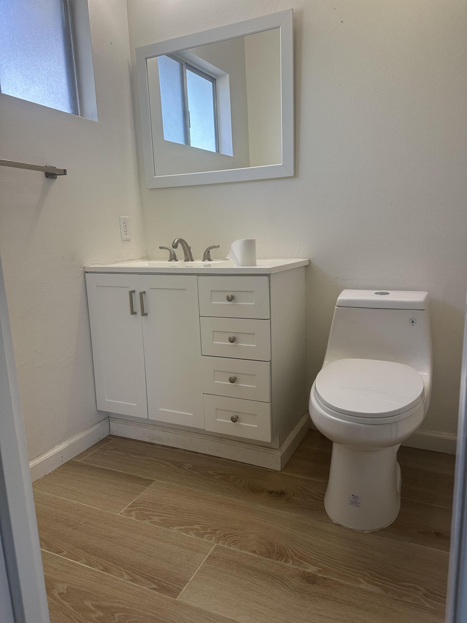 Palm Desert, California 92211, United States, 2 Bedrooms Bedrooms, ,2 BathroomsBathrooms,Residential,Active,228346