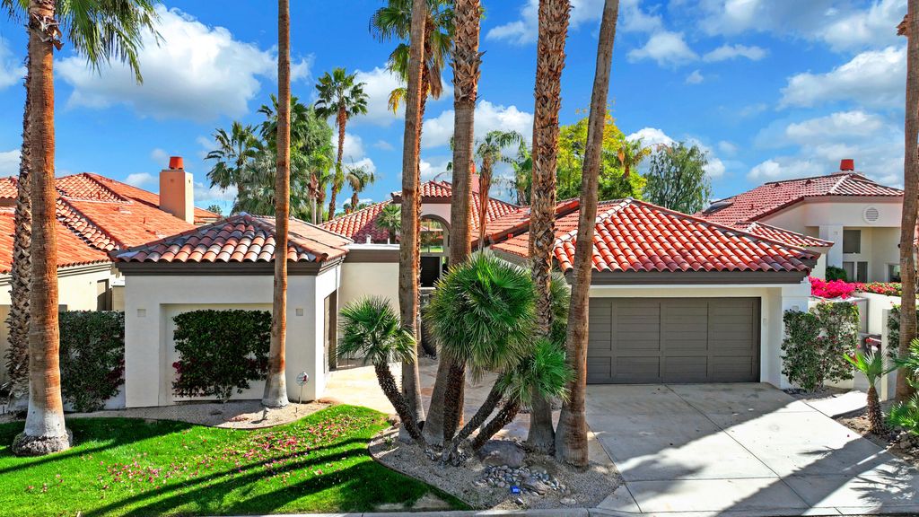 Photo of 56928 Merion, La Quinta, CA 92253 (MLS # 219144141)