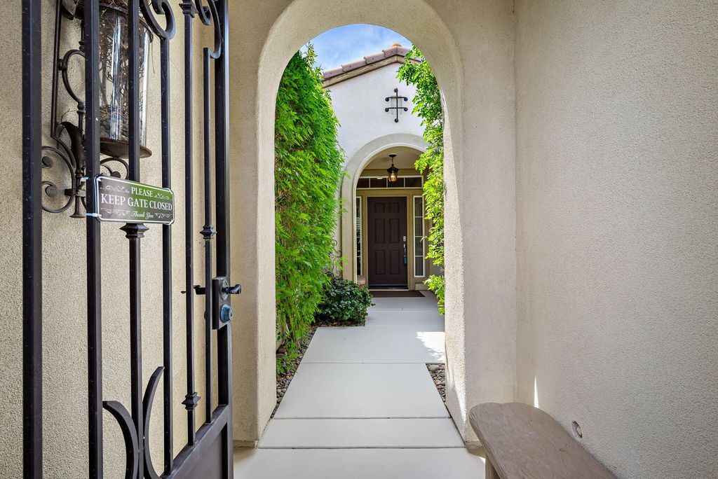 Photo of 60179 Honeysuckle Street, La Quinta, CA 92253 (MLS # 219146651)