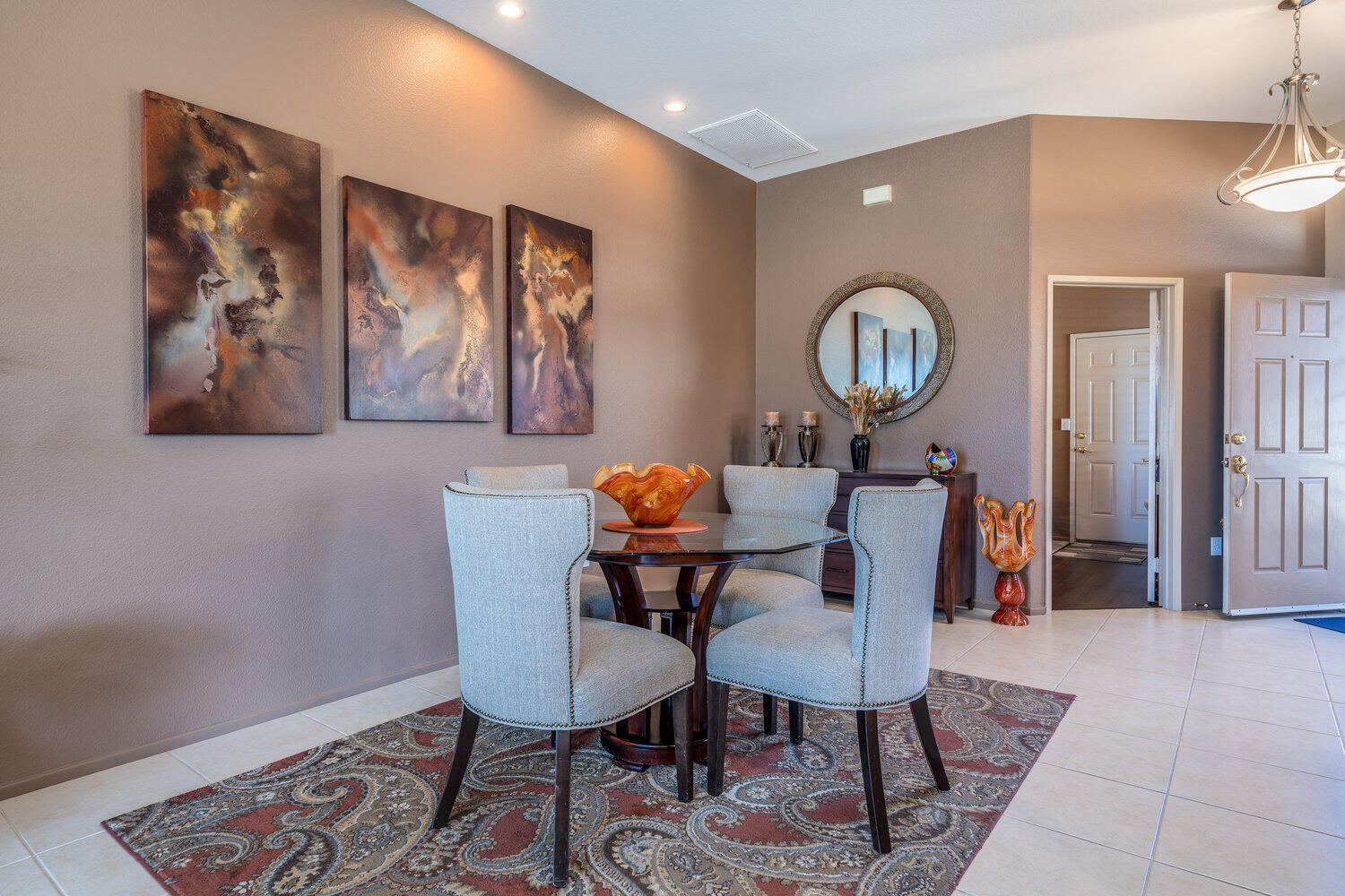 Indio, California 92201, United States, 2 Bedrooms Bedrooms, ,2 BathroomsBathrooms,Residential,Active,241410