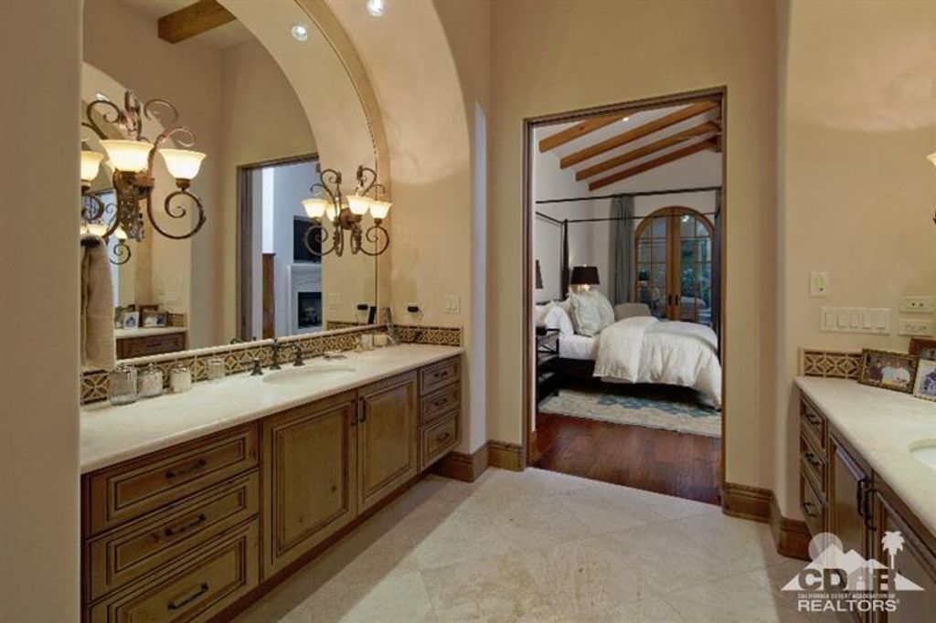listing image 10997135067992377773