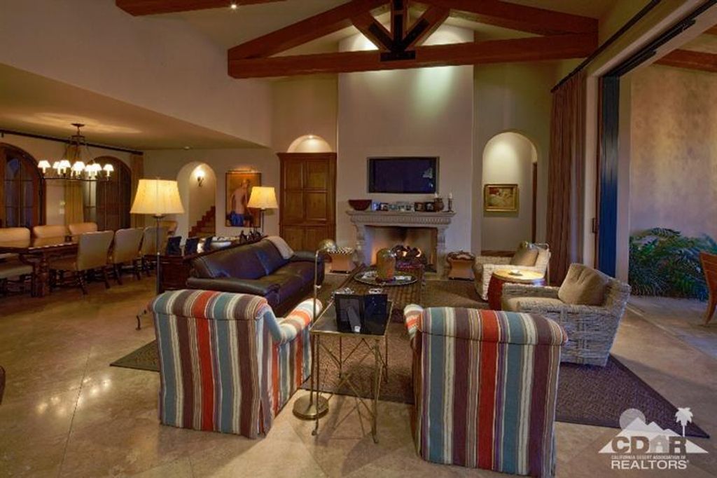 listing image 10991536577322231640