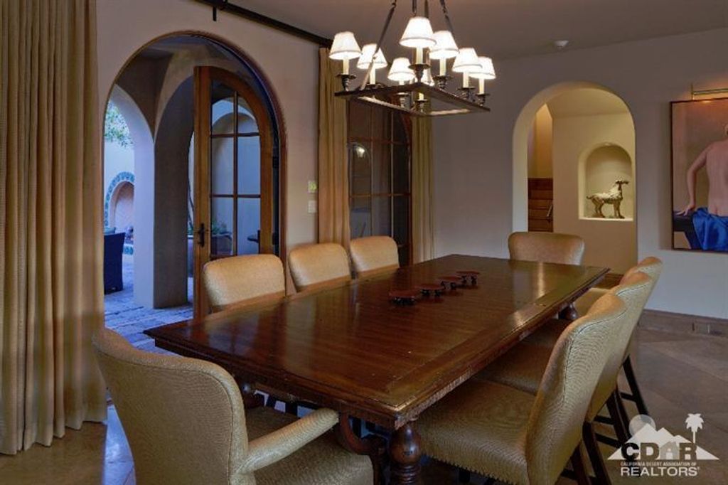 listing image 10994731712550576424