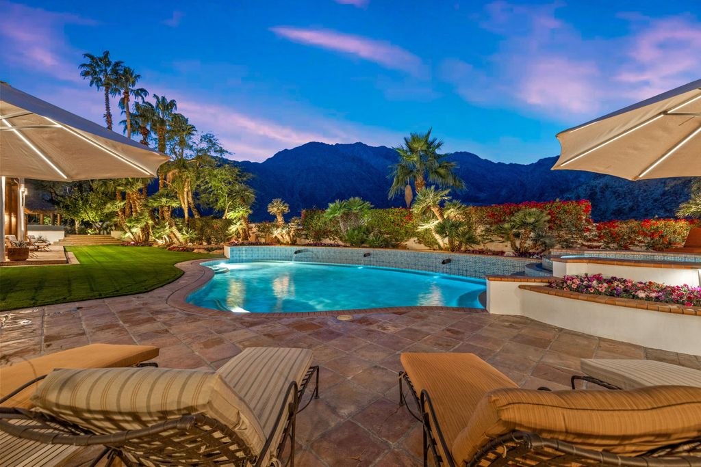 Photo of 53055 Avenida Juarez, La Quinta, CA 92253 (MLS # 219139883)