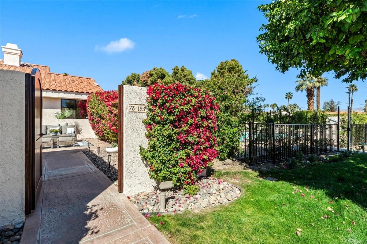 La Quinta, California 92253, United States, 2 Bedrooms Bedrooms, ,2 BathroomsBathrooms,Residential,Active,201553