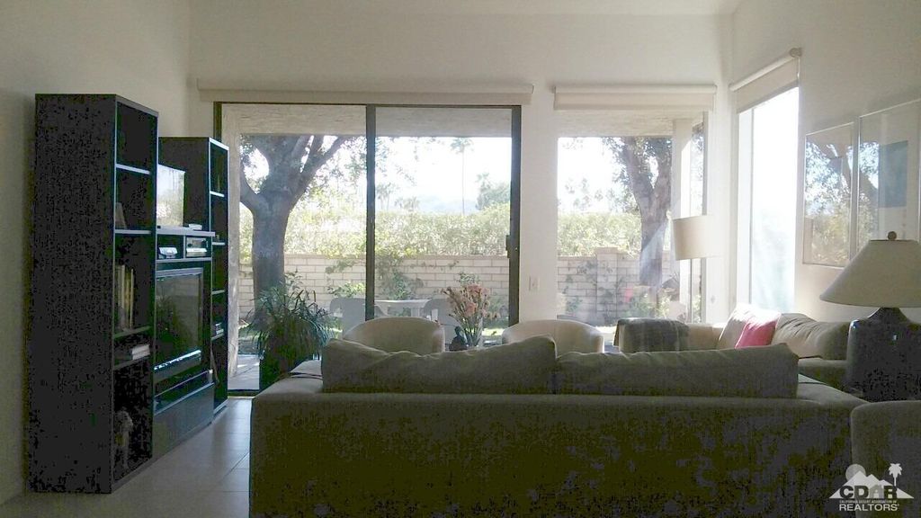 listing image 10992009479506596178