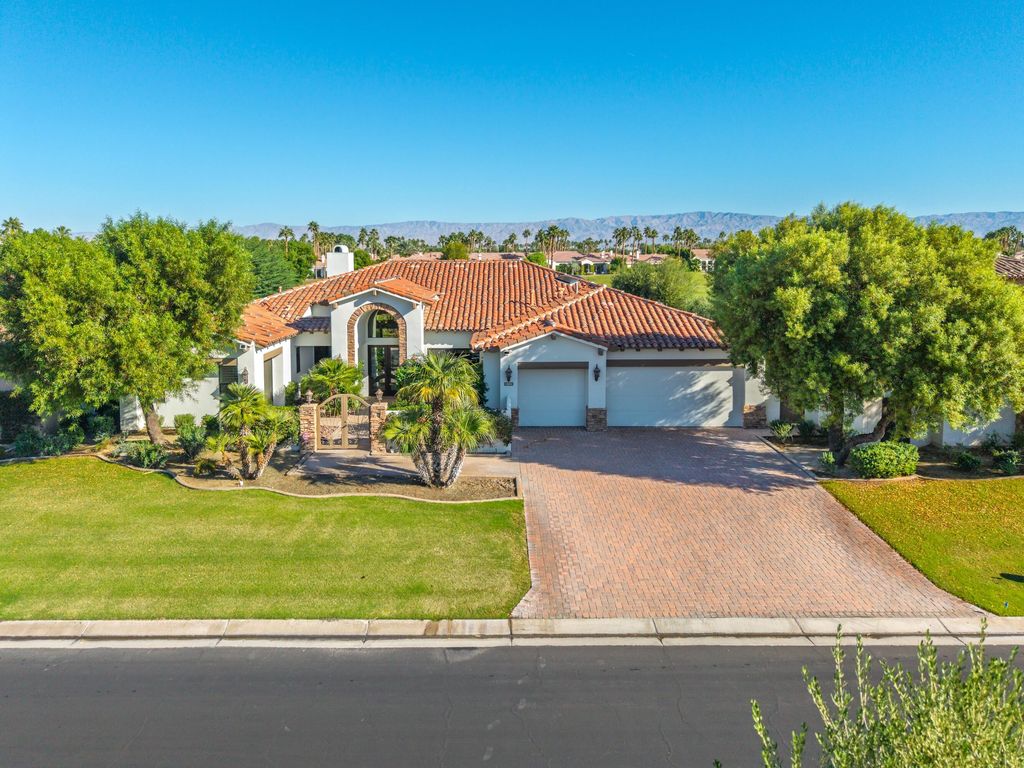 Photo of 81020 Shinnecock Hills, La Quinta, CA 92253 (MLS # 219137539)