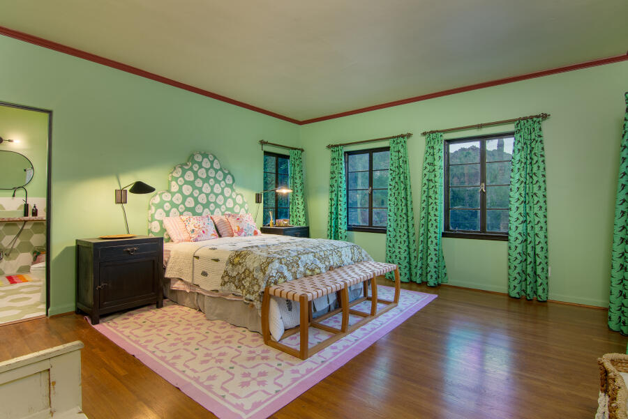 Palm Springs, California 92264, United States, 7 Bedrooms Bedrooms, ,5 BathroomsBathrooms,Residential,Active,242092