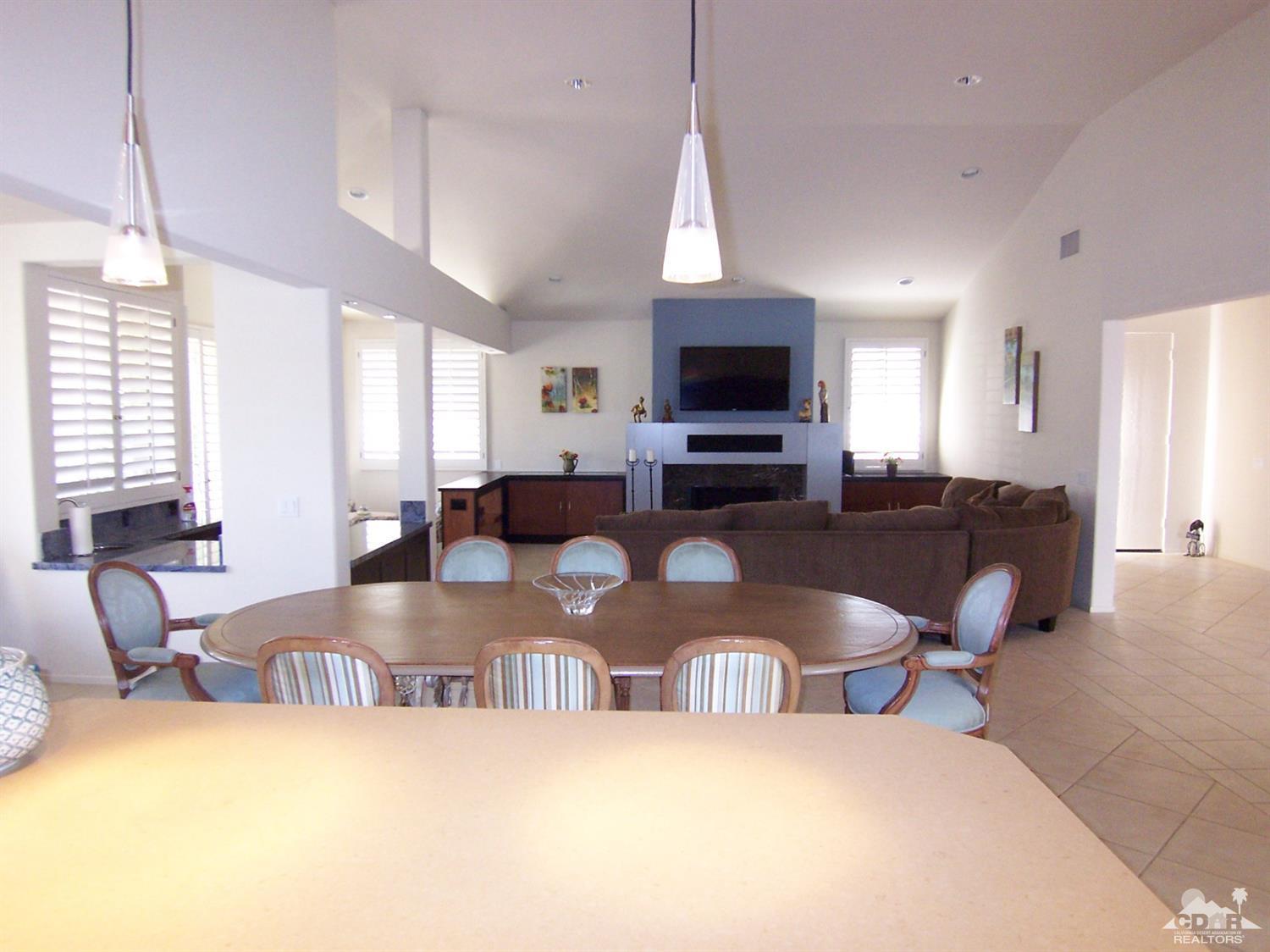 Rancho Mirage, California 92270, United States, 2 Bedrooms Bedrooms, ,2 BathroomsBathrooms,Residential,Active,74630